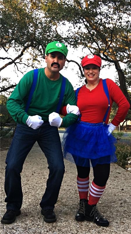 Nápad na kostým 80. rokov pre pár, mario a luigi kostým pre pár