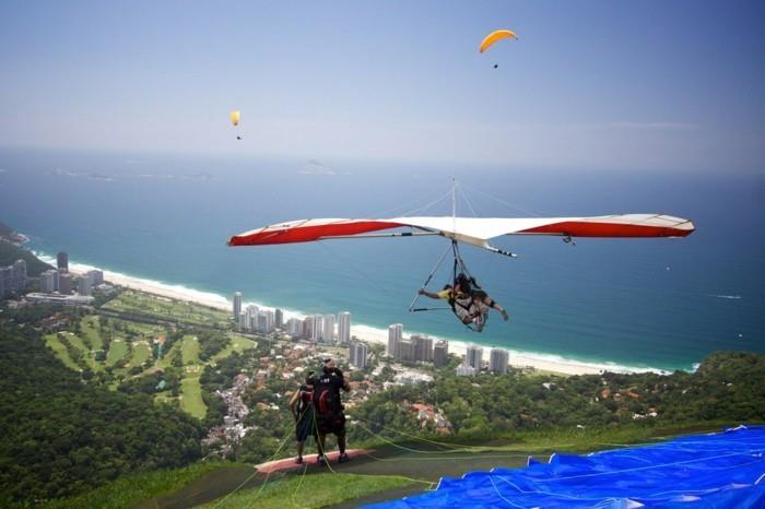 häng-glida-under-rio-the-things-to-do-before-you-die-hang-gliding