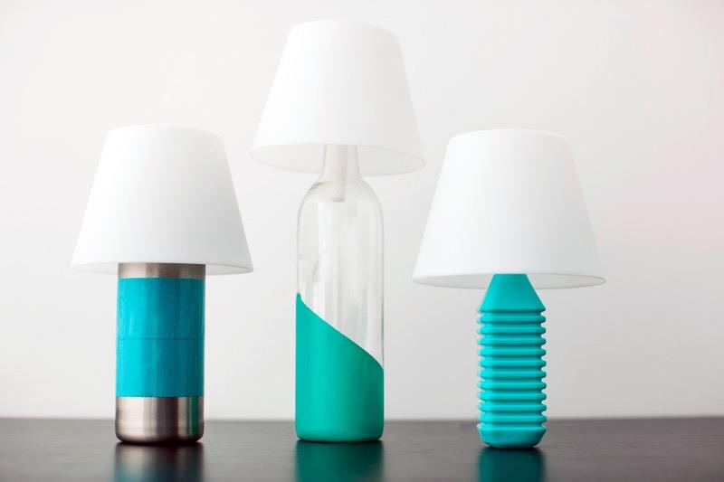 ľahký projekt pre domácich majstrov, stolná lampa s nožičkami v recyklovanej a premaľovanej fľaši, ručná tvorba pre dospelých deco rekuperácia
