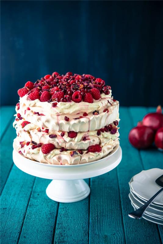 snabb-och-lätt-dessert-original-pavlova-kakor