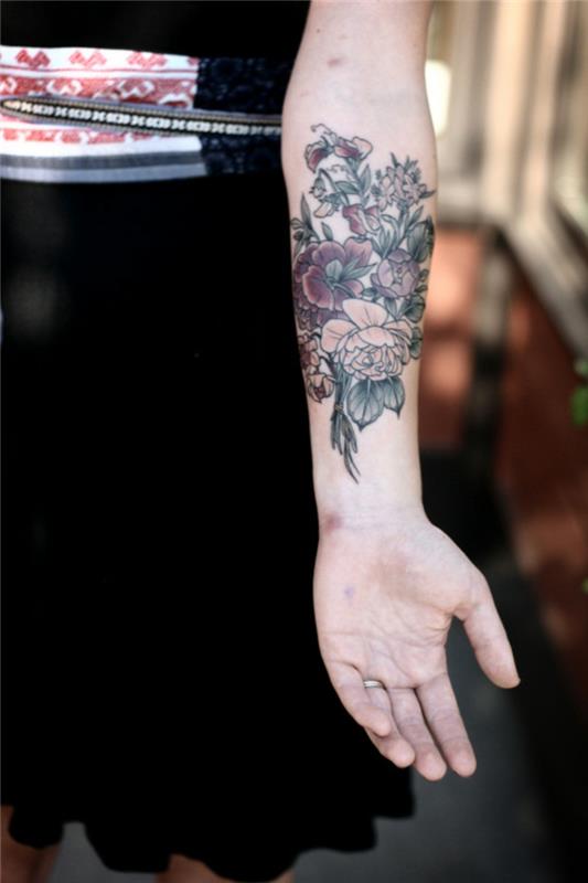 Ibištek dočasné tetovanie kvetinové znamenie