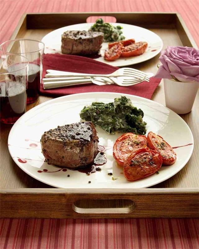 aké menu na romantickú valentínsku večeru, recept na sviečkovicu s korením a červeným vínom