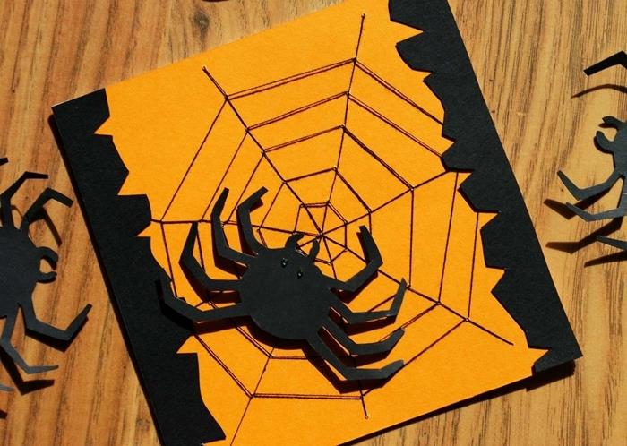 diy kort halloween orange kartong kant svart folie 3d spindel statyett ögon svarta pärlor spindel garn