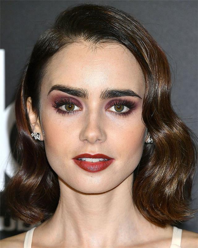 Ragazza con un taglio long bob per dei Capelli di Colore castano con riflessi luminosi