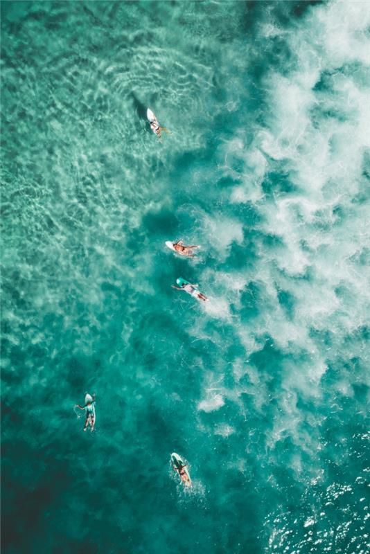 التقط صورًا باستخدام طائرة بدون طيار ، وصور لقضاء العطلات على شاطئ البحر ، وخلفية المياه الفيروزية مع الأمواج ، وورق الحائط المجاني