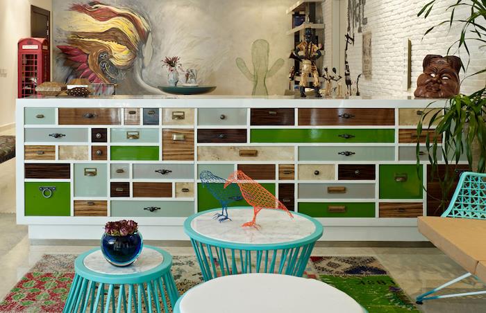 Farebná veľká skrinka, nábytok na renováciu úložného priestoru, moderný moderný nábytok