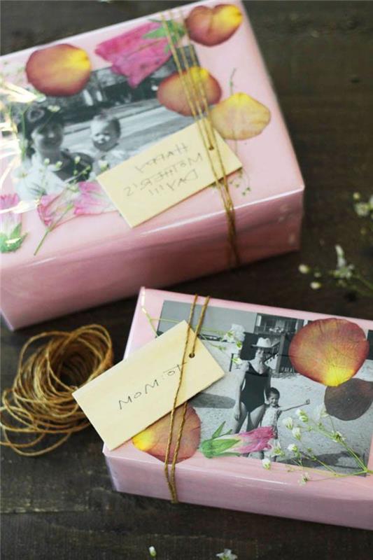 en originell aktivitet för mors dag, för att göra en mjuk och feminin presentförpackning med kronblad av en torkad ros
