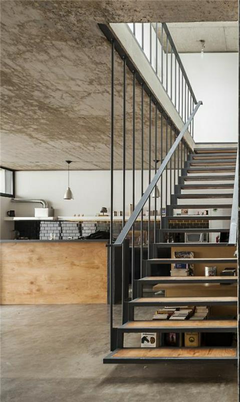 schodisko-priemyselné-rozloženie-ľan-podlaha-železo-a-drevo-schodisko-veľká obývačka