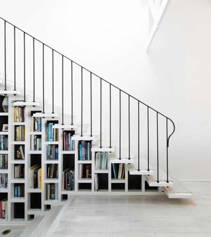modern-trappa-lysande-idé-trappa-med-bibliotek-under-trappan
