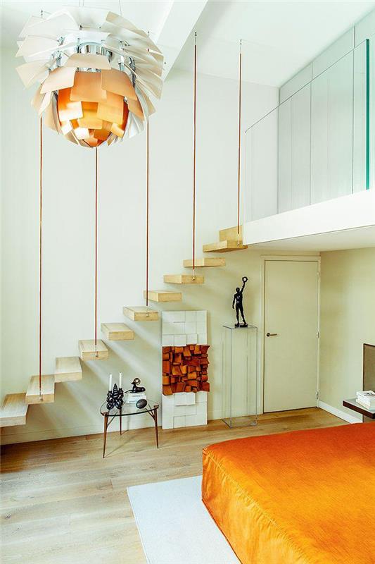 hängande-trappa-samtida-interiör-design-vit-tak-ljus-imponerande