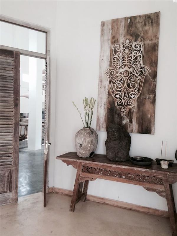 Bali möbler för en exotisk chic inredning, rustik bohemisk chic inredning, träsnitt med handen av fatmah