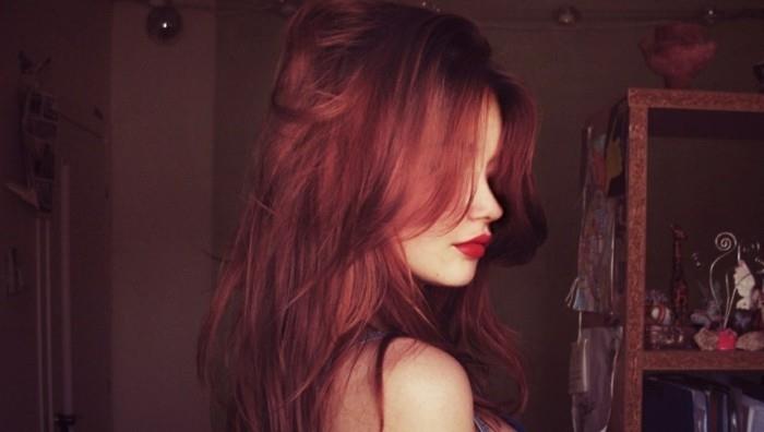 ممتاز-لون الشعر-أحمر-بنفسجي-جميل