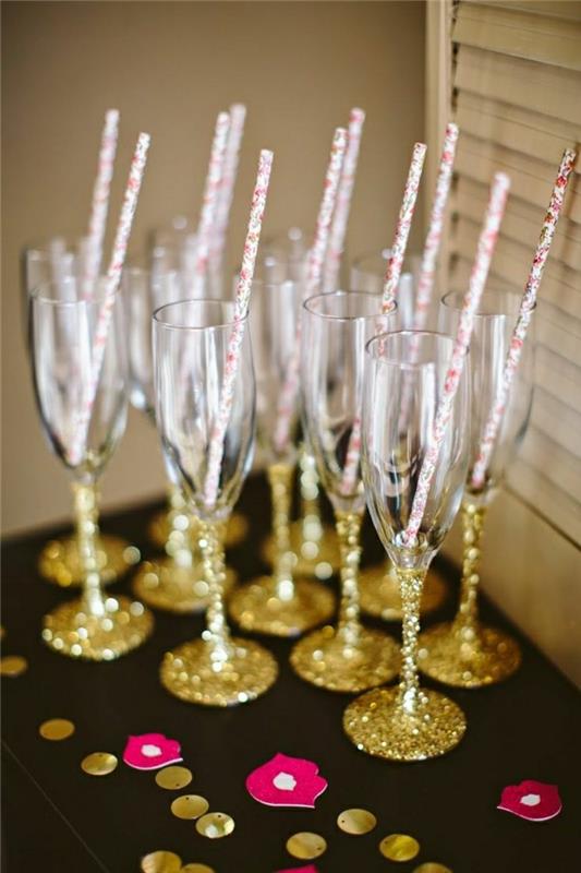 utmärkt-flöjter-av-champagne-flöjt-champagne-kristallglas-champagne-fest