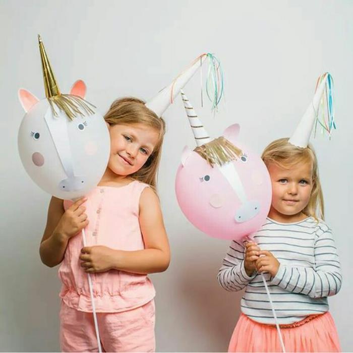 1 -ročné obrázkové balóniky narodeninovej torty jednorožca premenené na jednorožce