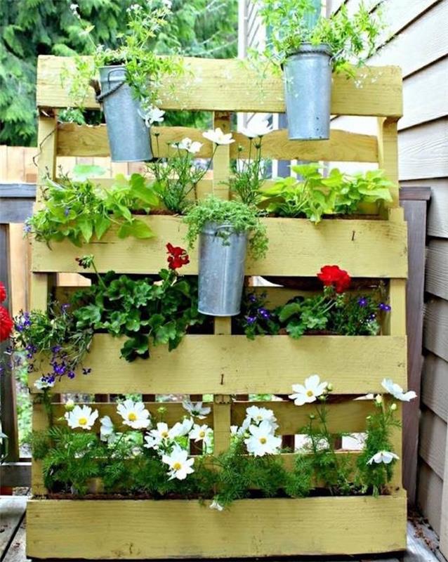 make-a-palette-planter-in-wood-lacné