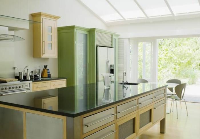 feng-shui-kök-färg-grönt-och-bambu-möbler-för-feng-shui-kök