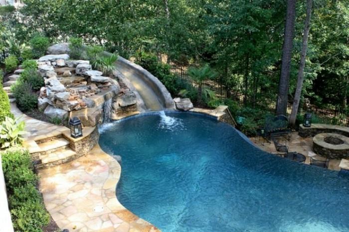 نافورة-حمام سباحة-جنة-حقيقية-خاصة-في-حديقتك-نباتات خضراء
