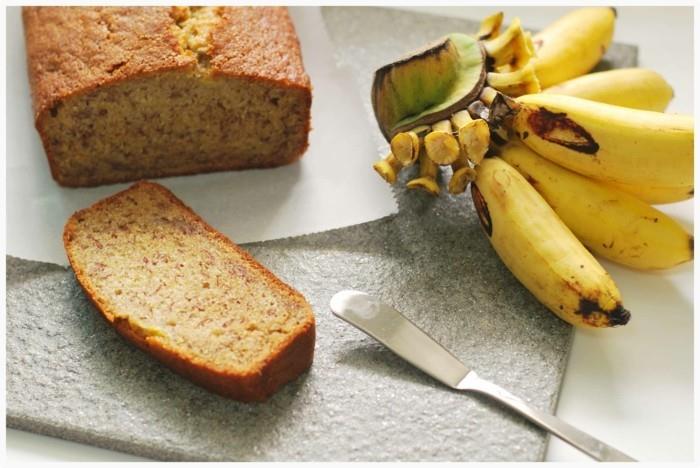 banankaka-choklad-chip-tårta-recept-banan-choklad-tårta