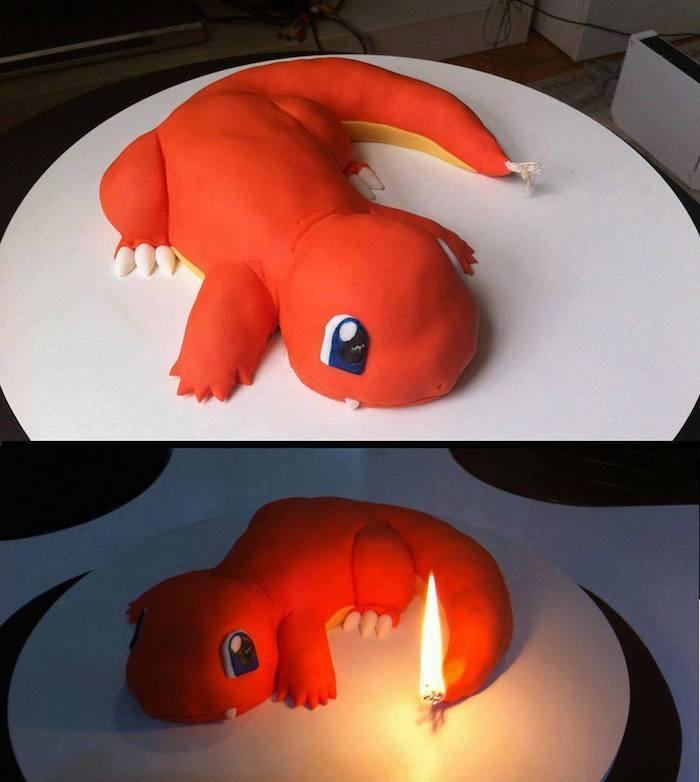 ako upiecť koláč, dezertnú ozdobu v tvare dino, červeného pokémona, horiaci chvost, narodeninové sviečky