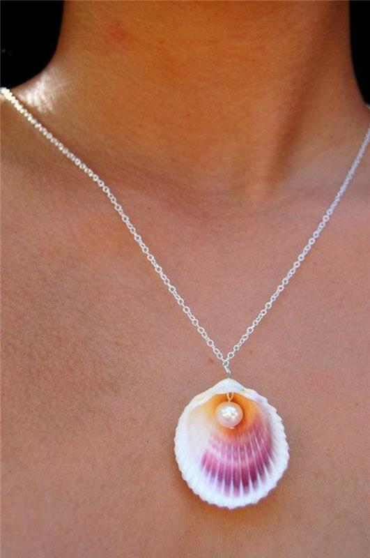 Creare una collana fai da te con una conchiglia e piccola perla all'interno