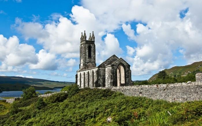 kyrka-utmärkt-besök-irland-besök-irland