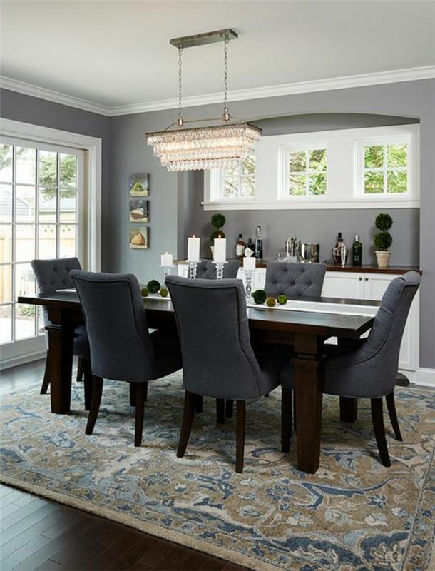 färgkombination med grått stort rektangulärt bord med rökgrå fåtöljer