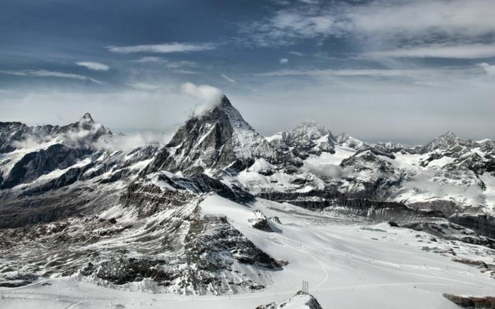 výška snehu-snehové podmienky-alpské-fotografie-submisívne-snehobiele