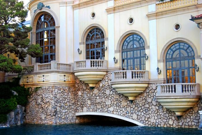 hotel-lac-de-come-italy-pearl-of-Lake-bellagio-italy-visit-Lake-come-house-architecture
