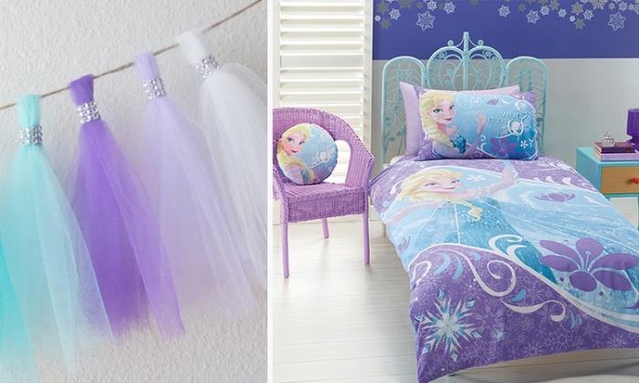 snehová kráľovná deco, čelo postele snehovej kráľovnej natreté svetlo modrou, purpurová stolička s okrúhlym vankúšom s dizajnom Elsa