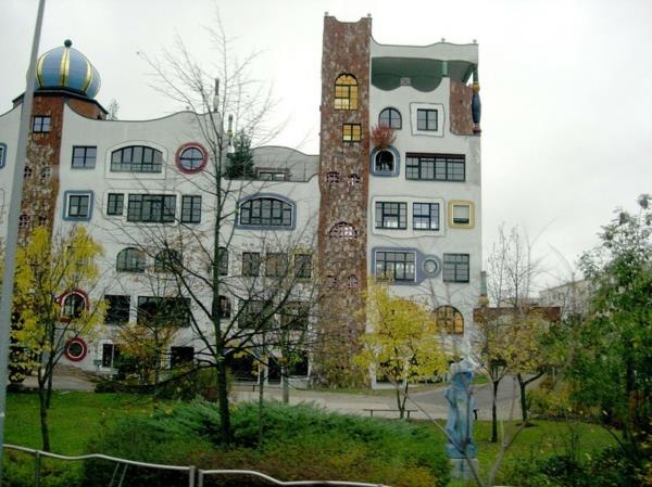 واجهة hundertwasser-ecole-architecture-wittenberg