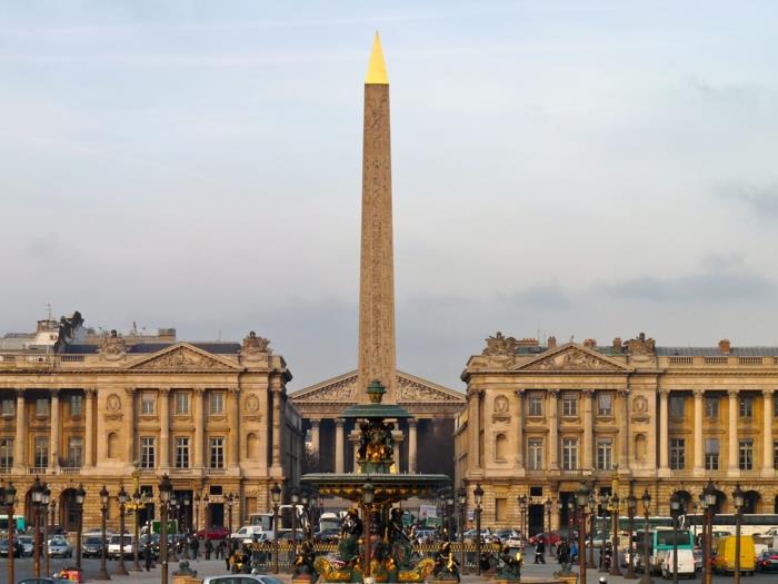 idea-romanticka-jazda-paris-bike-jazda-pariz-krasa-na-mieste-de-concorde