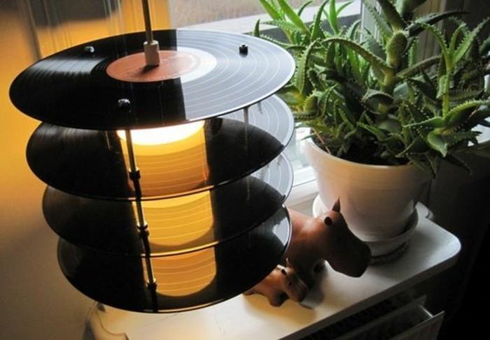 återvunnet-idé-med-ovanliga-dekorativa-återvunna-vinyl-skivor