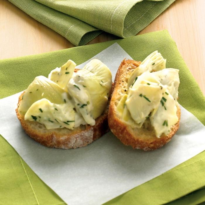 predjedlo recept na rýchlu a jednoduchú večeru aperitív, recept na artičokové crostini s ľahkou majonézou