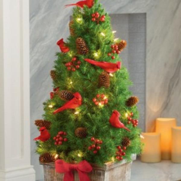 živý-vianočný-strom-dekorácia-nápad