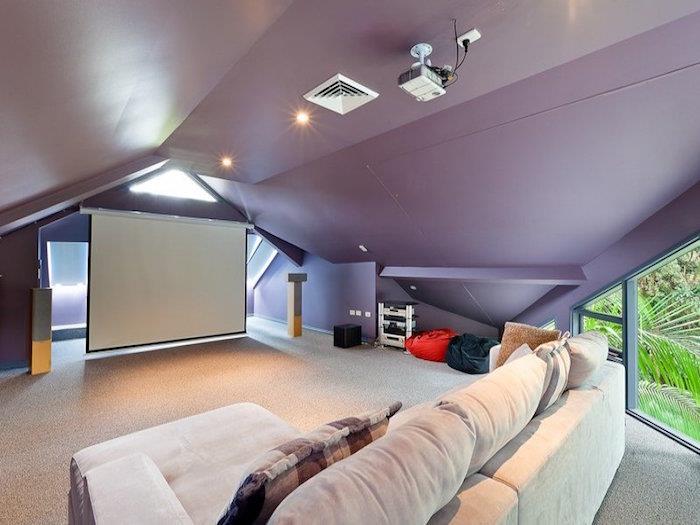 prerobiť podkrovie na obývaciu izbu, prerobiť podkrovie na herňu, podkrovnú izbu s fialkovým stropom