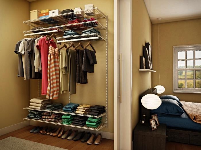 غرفة ملابس مع نظام تخزين معياري ، فكرة تأثيث غرفة نوم بغرفة ملابس