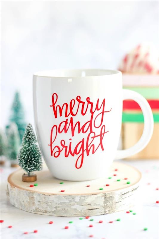Sorprese per lui fai da te، tazza di porcellana con scritta، tonchetto di legno con mini albero di natale