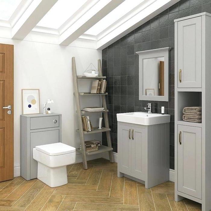 obklady do kúpeľne na antracitové sivé obklady a béžové lino podlahy, imitácia dreva