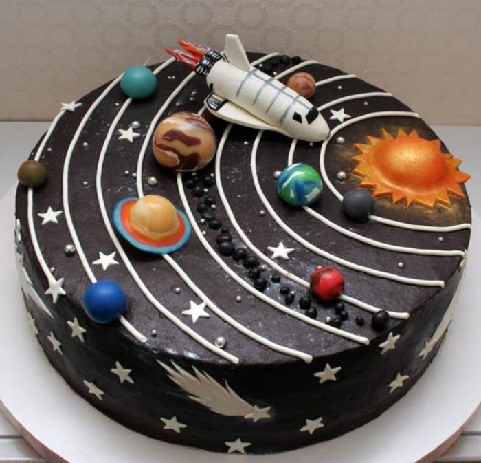 födelsedag-tårta-bild-älg-astronom-tårta