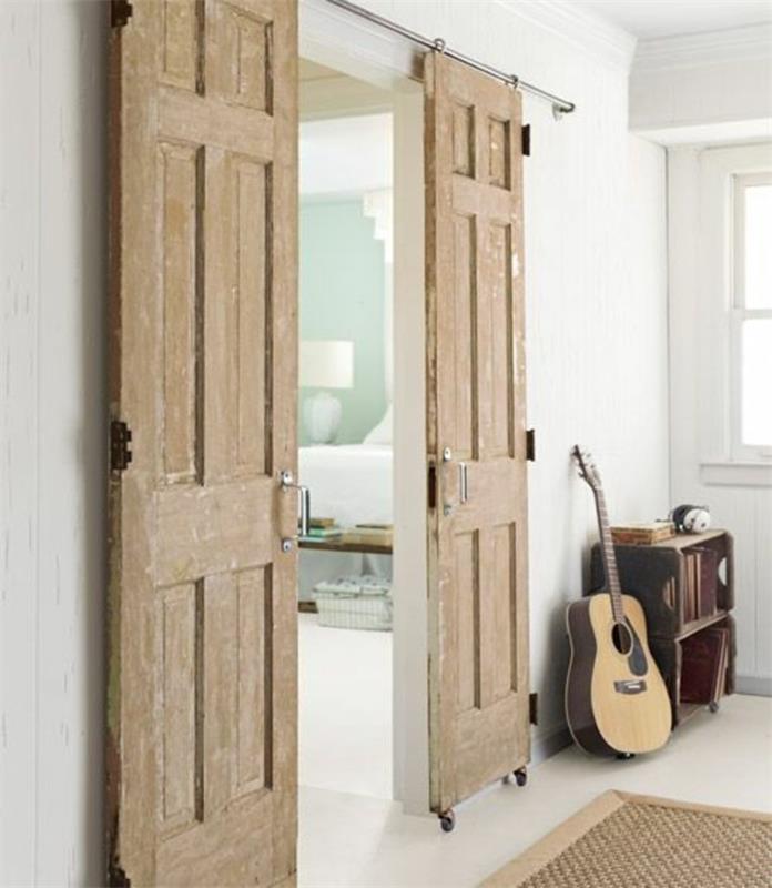 interiör-vit-skjut-dubbel-möbler-återvunnet dörr