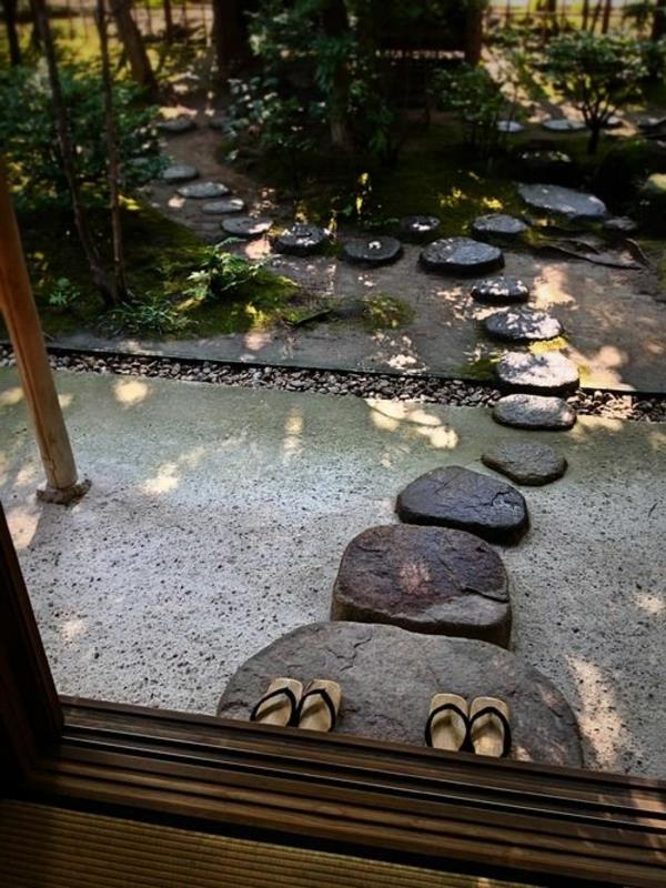 Japonská záhradná architektúra