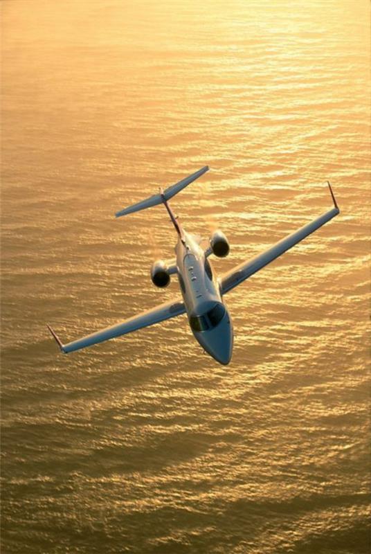 privat-jet-hav-flyg-flyg-vacker-utsikt