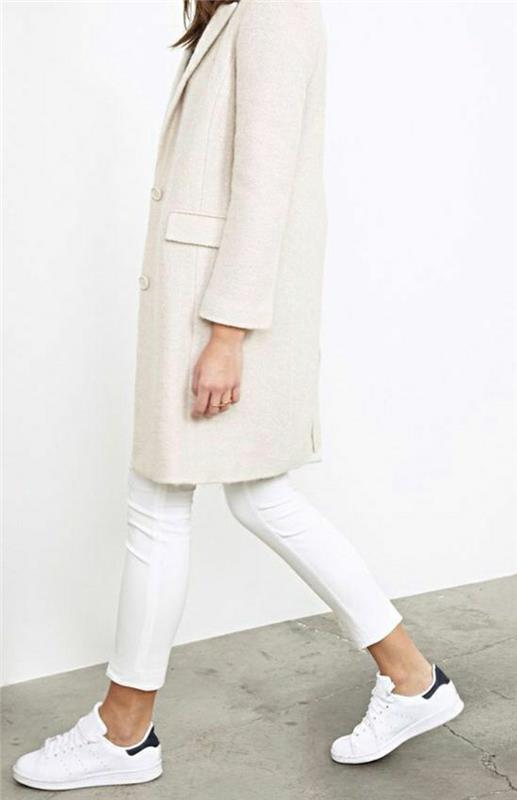 pekný-zimný-kabát-v-bielom-ako-byť-módny-pekne-moderný-kabát