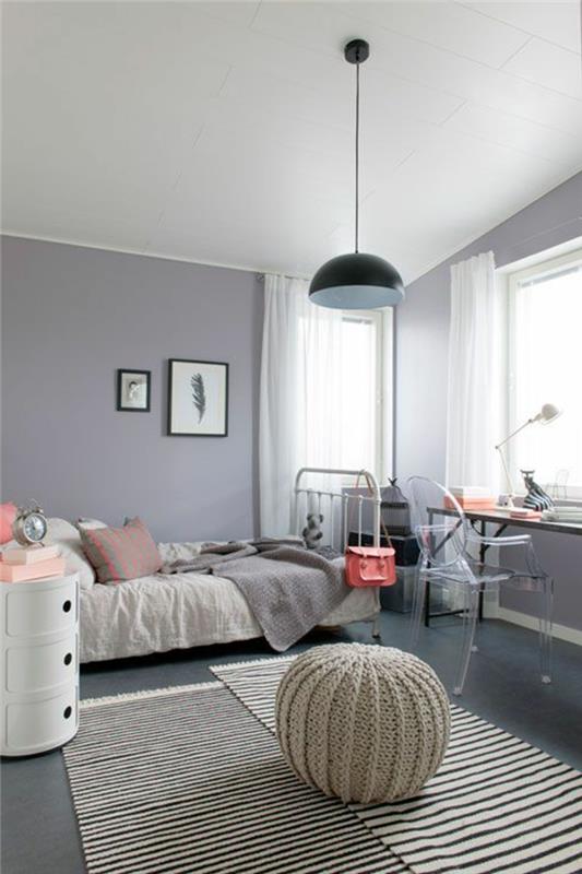 vacker-tonåring-sovrum-med-grå-väggar-och-svart-vit-randig-matta-lila-väggar-vitt-tak
