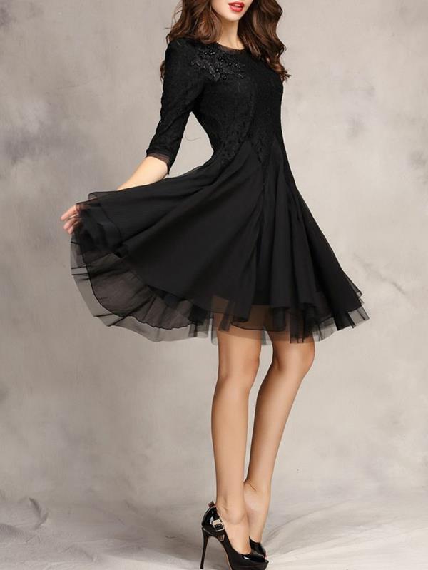 الفستان الأسود الأنيق الصغير والأناقة
