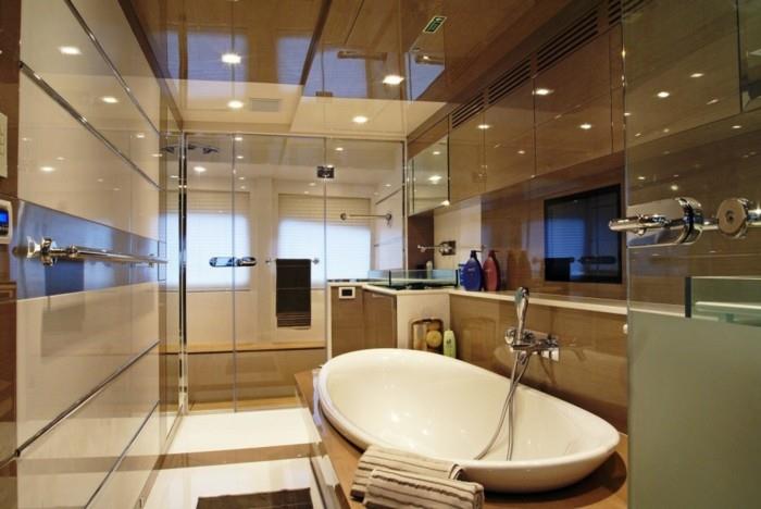 vana-sprcha-dizajn-obdĺžnikový-dizajn-vane-krásny-interiér-lux