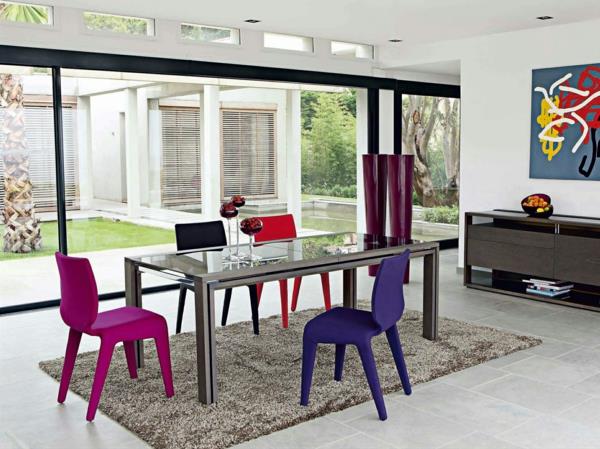 stôl-a-stoličky-roche-bobois