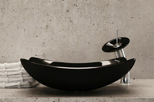 moderná-čierna-umývadlo-elegantná-kúpeľňa