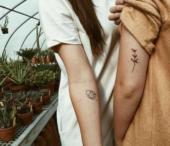Docela tenké tetovanie pre ženy