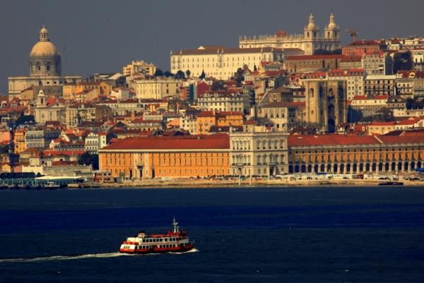 veľkosť lisboa-kapitálu-v-matke-troch-riek-veľkomesta-mesta